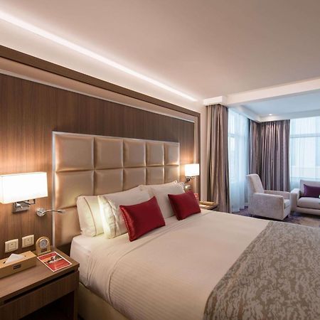 Ramada By Wyndham Continental Jeddah Hotell Eksteriør bilde