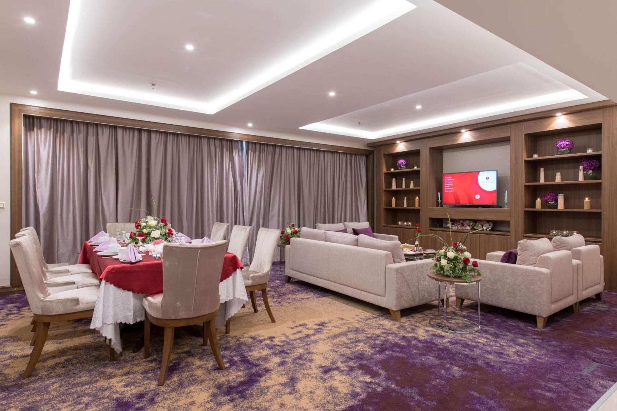 Ramada By Wyndham Continental Jeddah Hotell Eksteriør bilde
