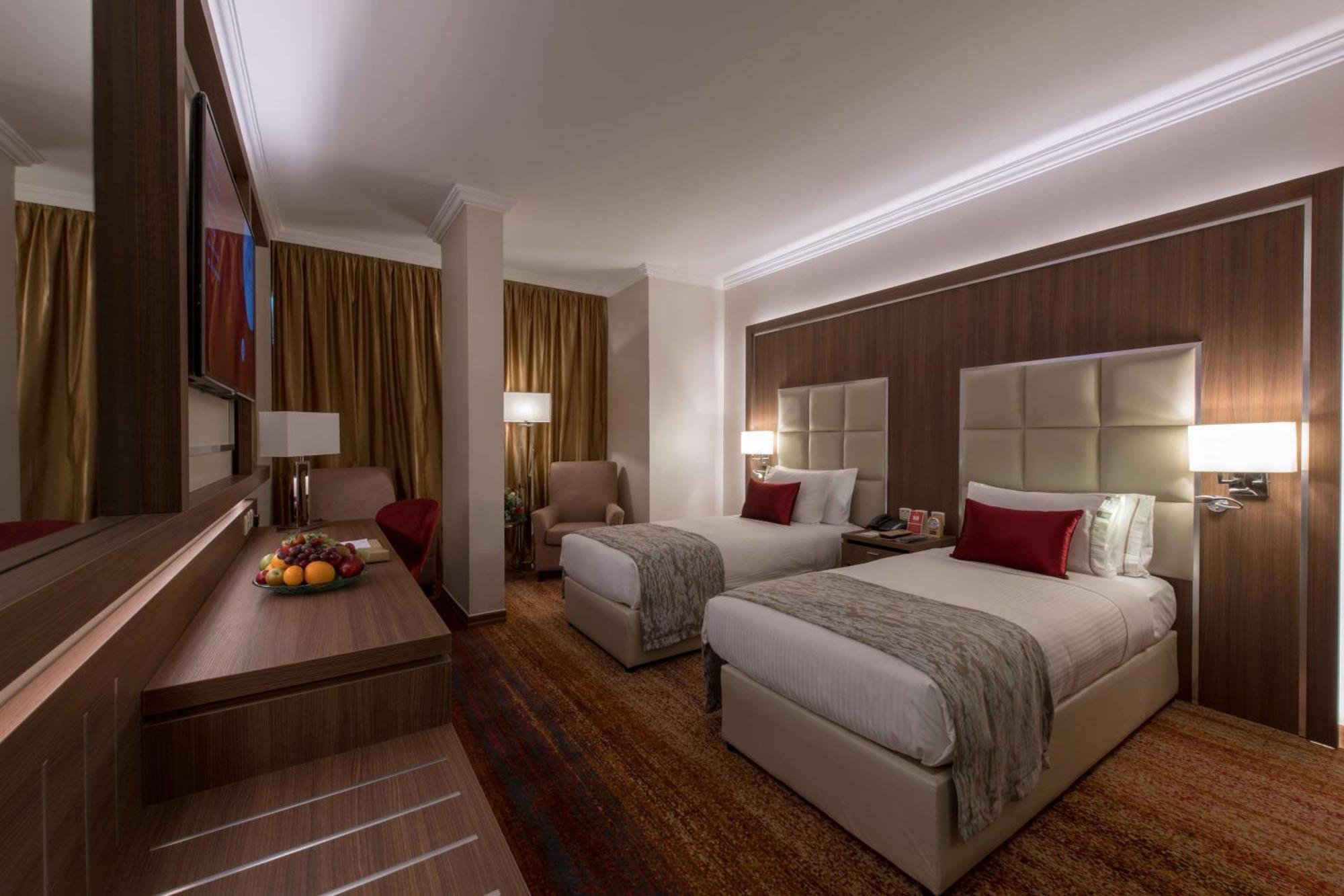 Ramada By Wyndham Continental Jeddah Hotell Eksteriør bilde